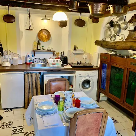 Appartamento The Midwife House & Garden *